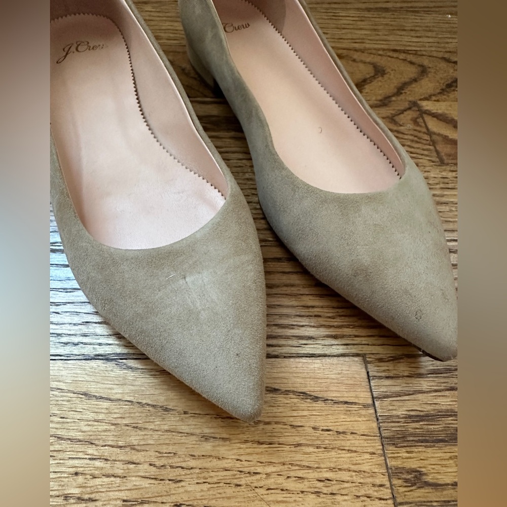 Pointed-toe flats in suede - Picture 5 of 13